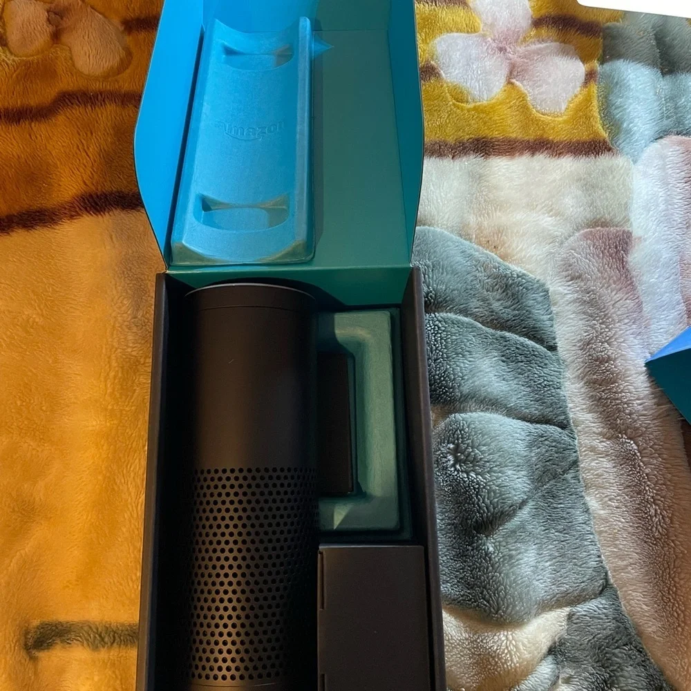 Amazon Echo Smart Assistant Black new